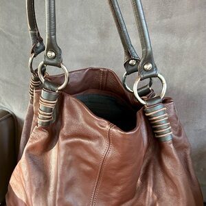 Chic Brown Leather Shoulder Bag